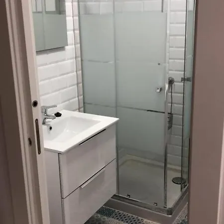 El 7 De Padre Suarez Apartmán
